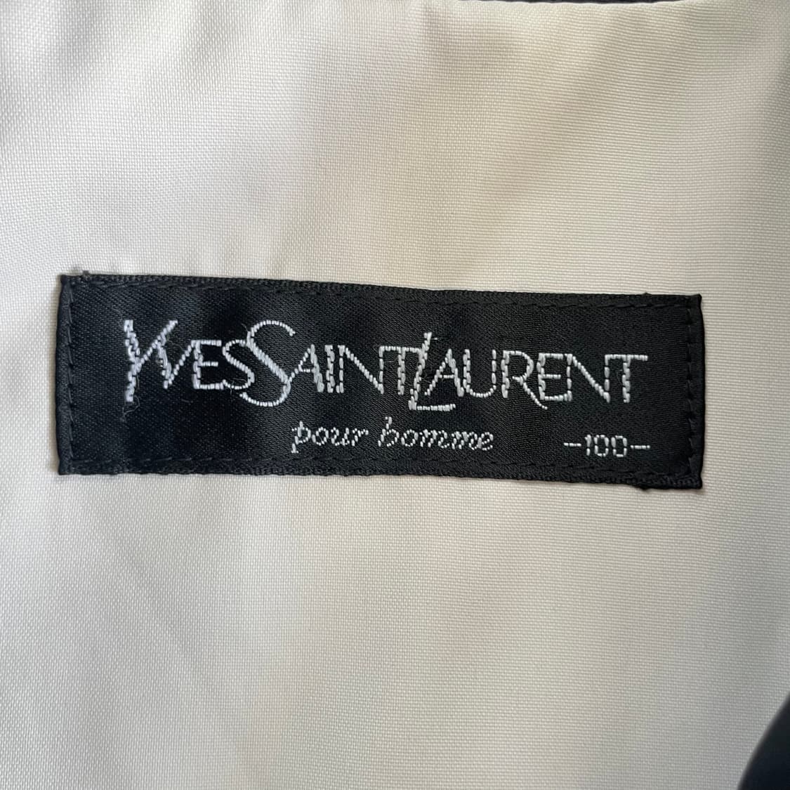 YvesSaintLaurent  입생로랑 시그니처 자수 나일론 사파리 자 상품이미지6