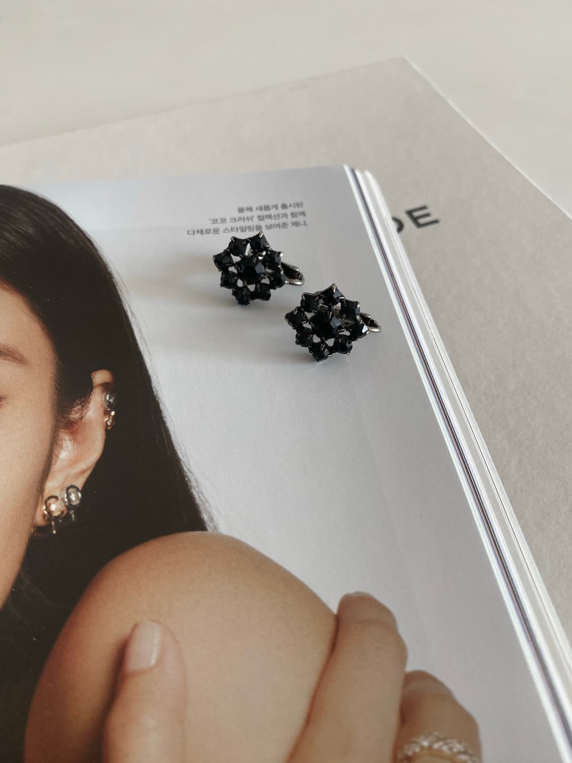 오닉스 블랙 크리스털 클립 이어링 (빈티지) 상품이미지4