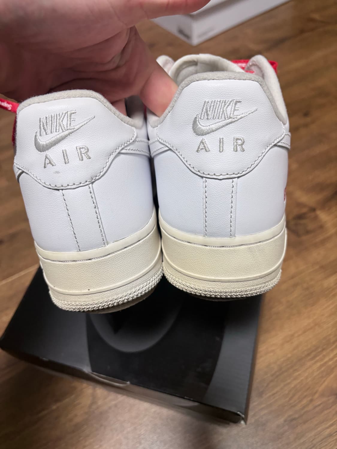 나이키 슈프림 에어포스 화이트 270 상품이미지6