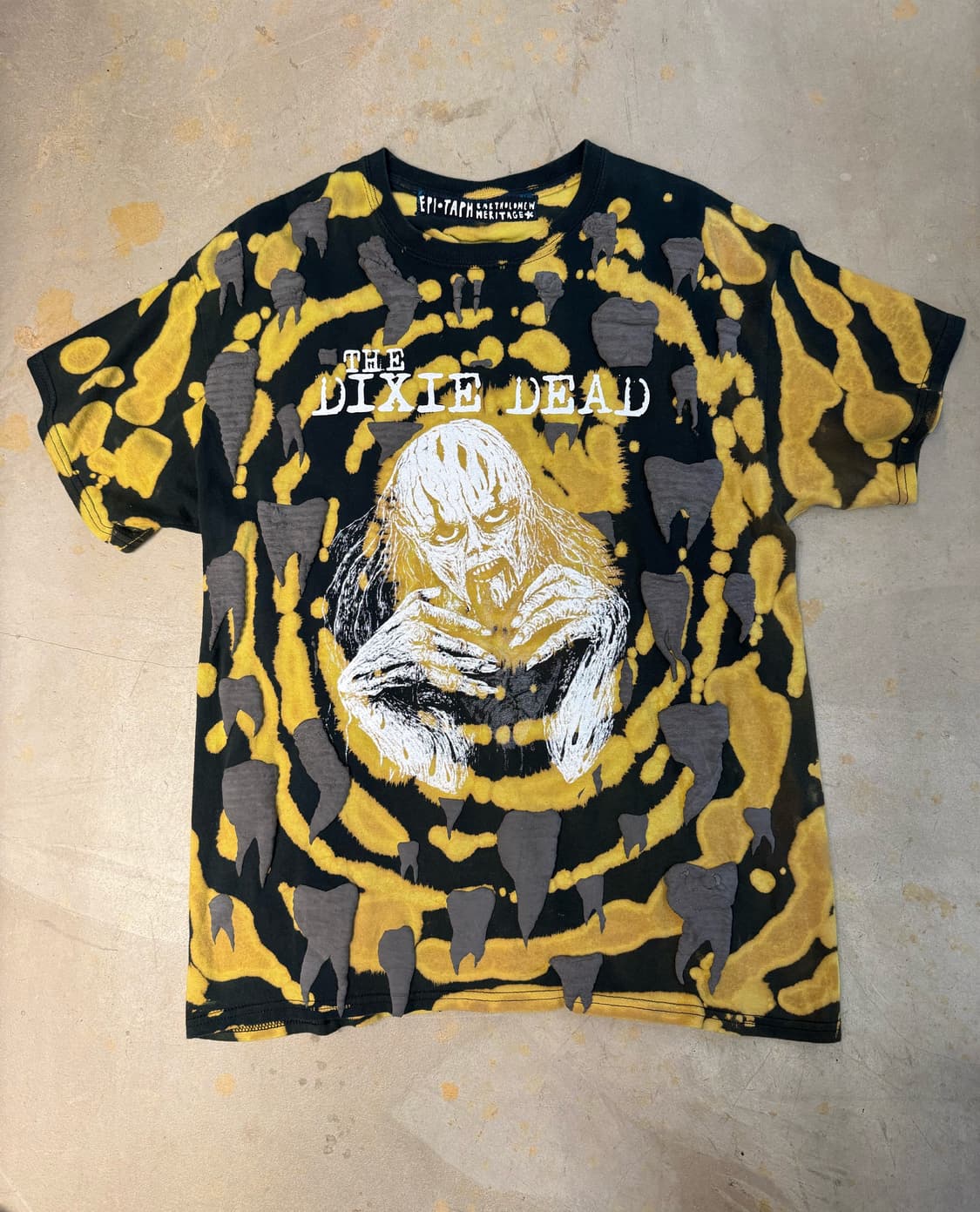 EPI•TAPH Gothic print T-shirts 상품이미지3