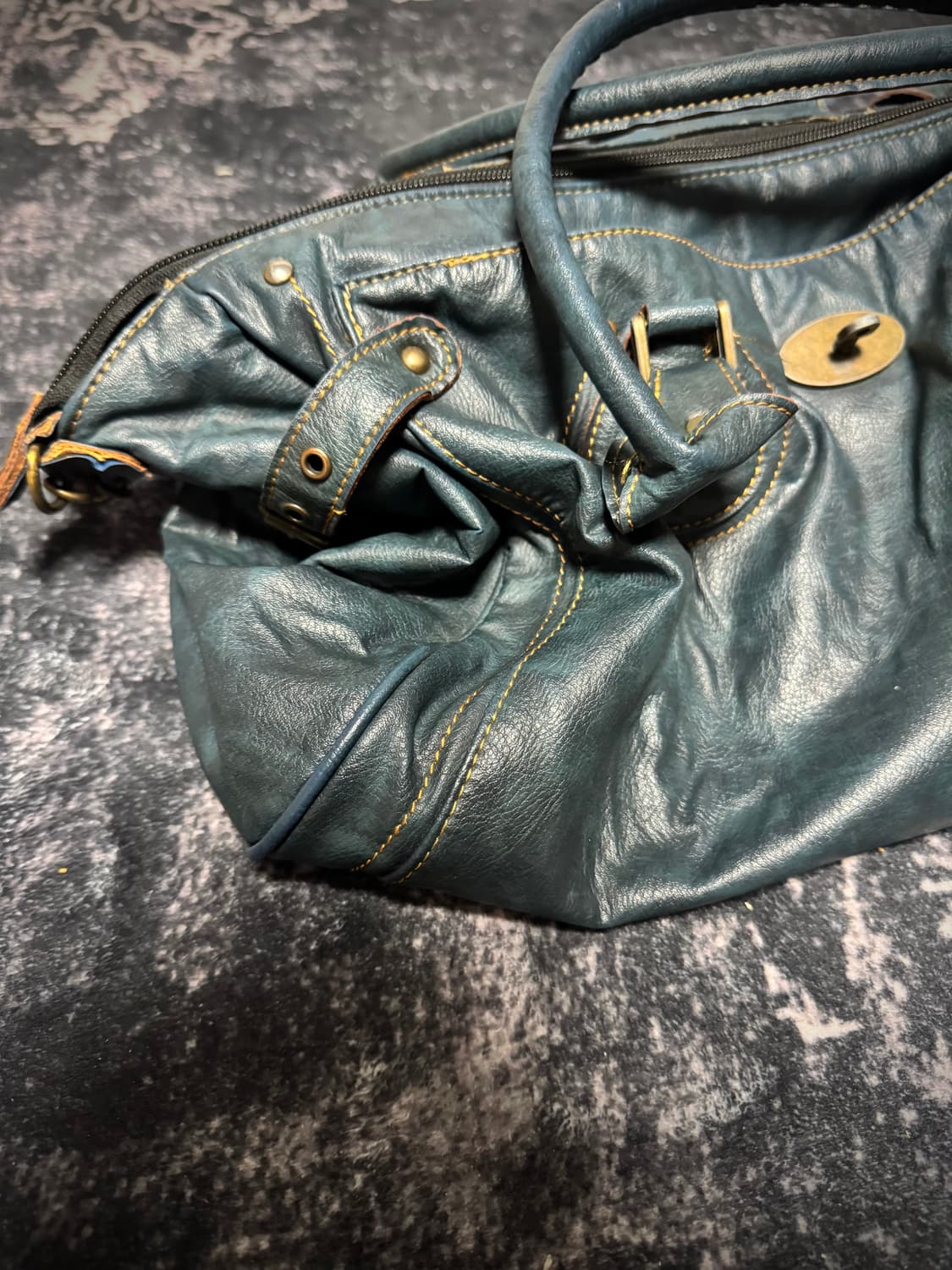 "Unknown" 0O's Dark Blue Leather Bag 상품이미지2