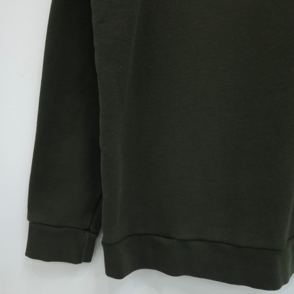 아디다스  카키 나그랑 맨투맨 스웻셔츠 상품이미지4