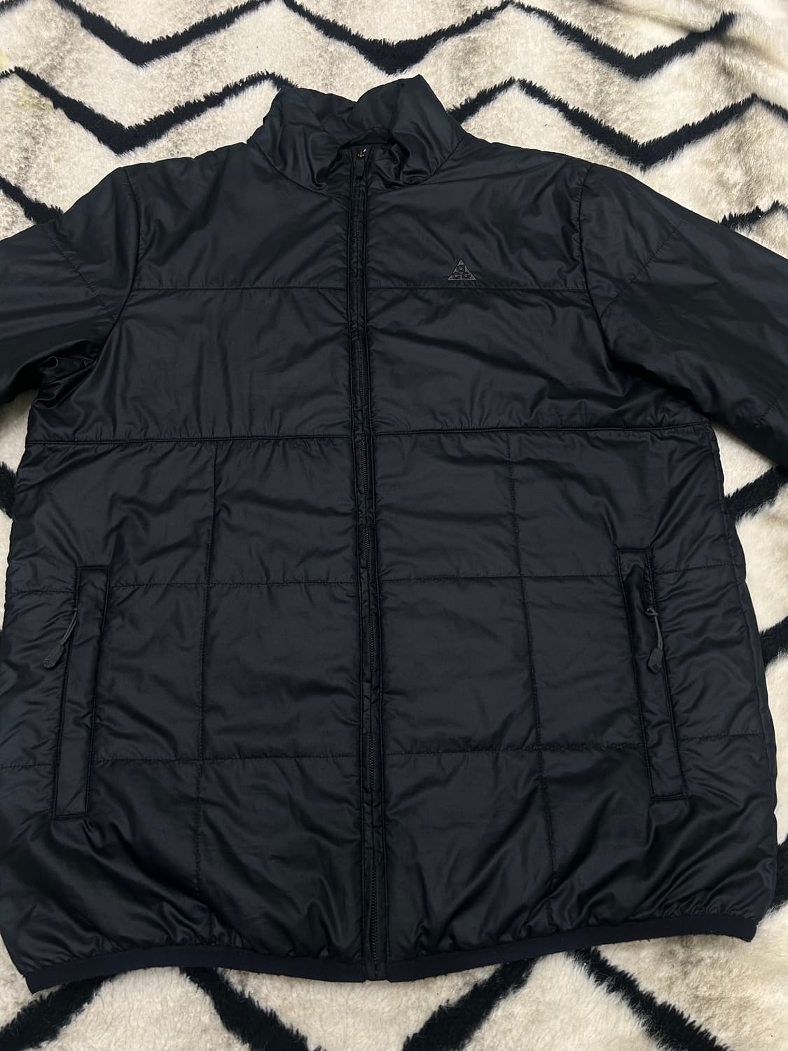 [L]나이키ACG 경량 패딩 자켓/블랙 상품이미지3