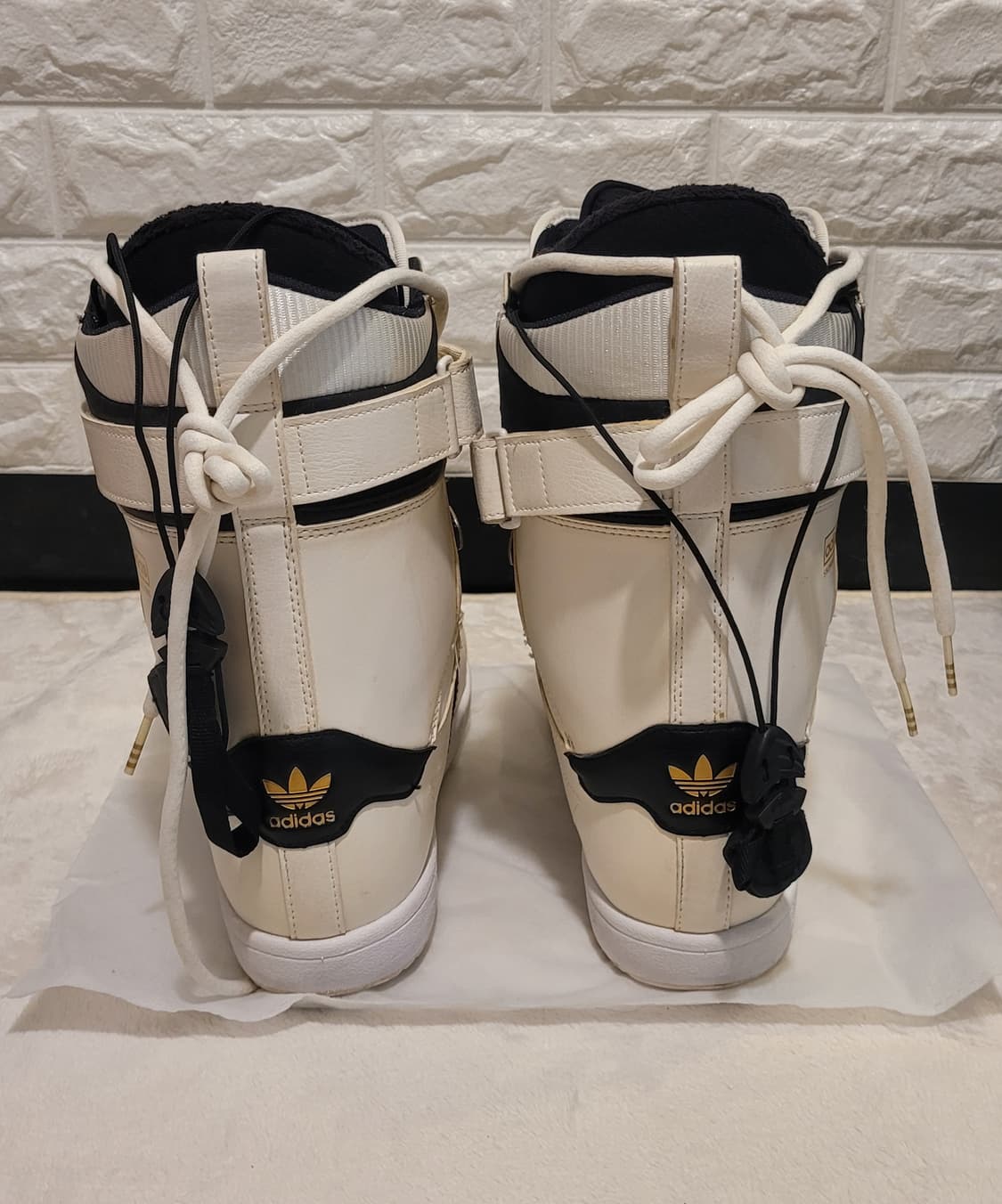 아디다스 슈퍼스타 스노우보드화  255~260 상품이미지4