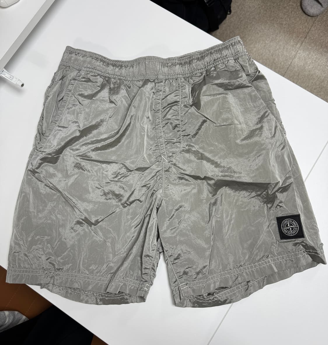 스톤아일랜드 B0943 나일론 메탈 스위밍 트렁크 아이스 S (22ss) 상품이미지3