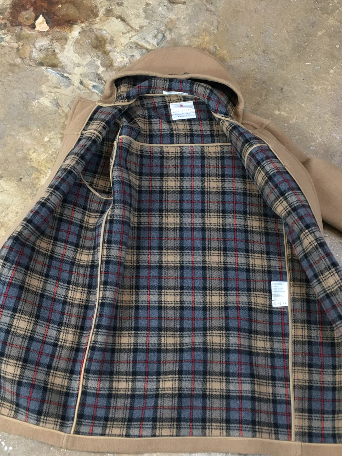 Montgomery 몽고메리 카멜 더플 코트  상품이미지3