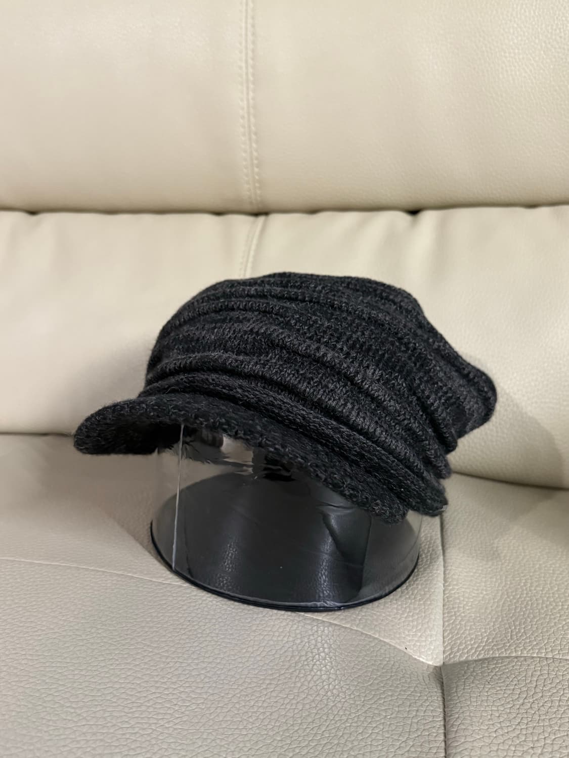 Charcoal shirring detail knit cap 상품이미지3