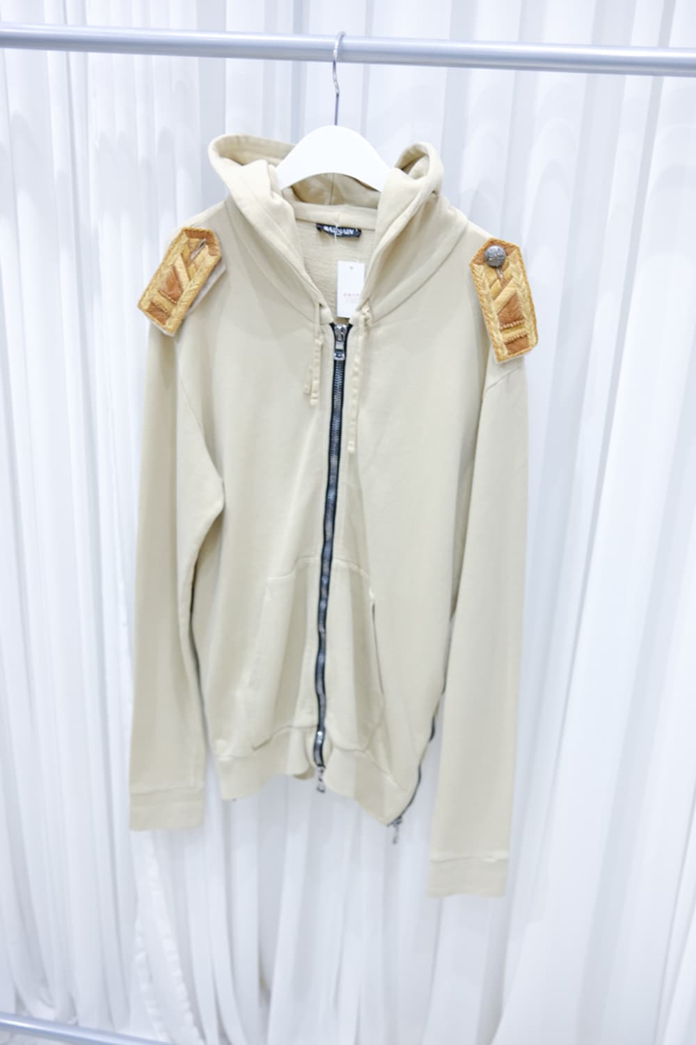 Balmain 상품이미지1