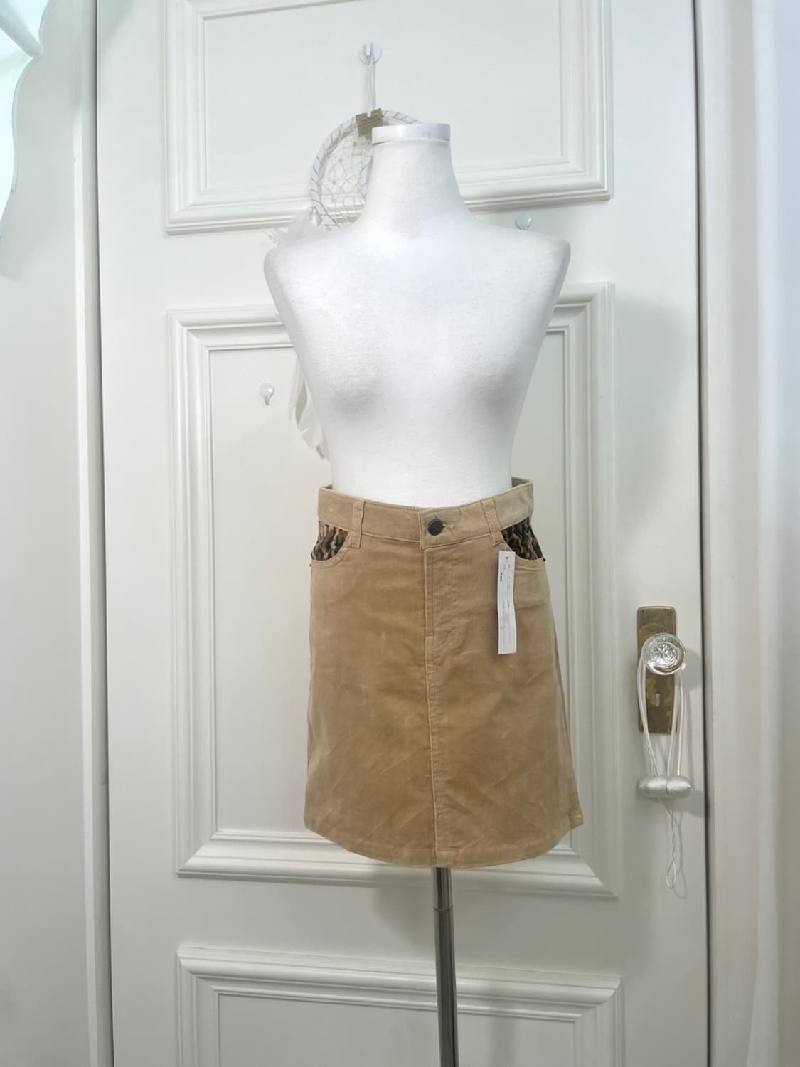 beige corduroy loepard point skirt 상품이미지1