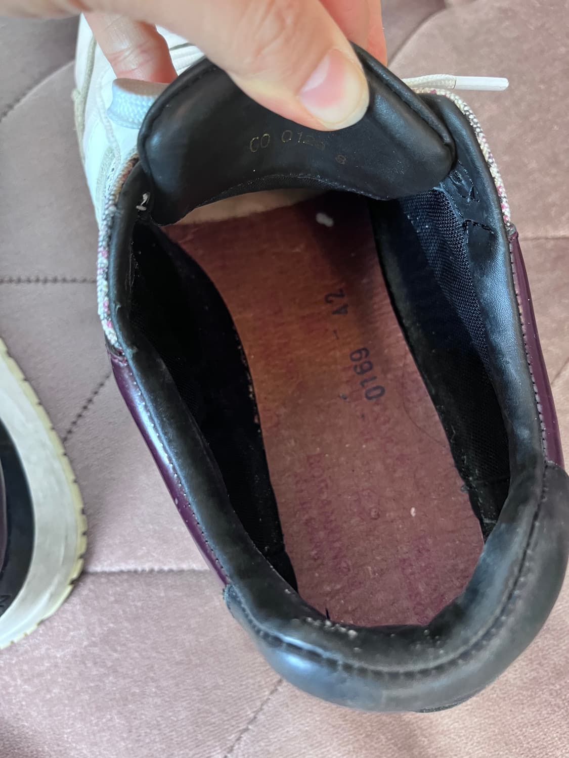 루이비통 남성 런어웨이스니커즈 상품이미지10