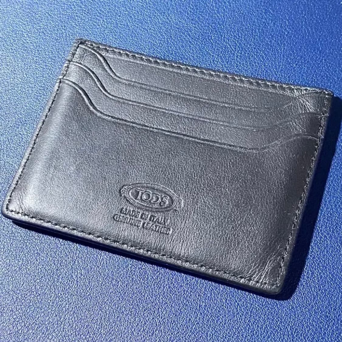 [정품] TOD'S 토즈 타임리스 금장 메탈플레이트 소가죽 카드지갑 상품이미지3