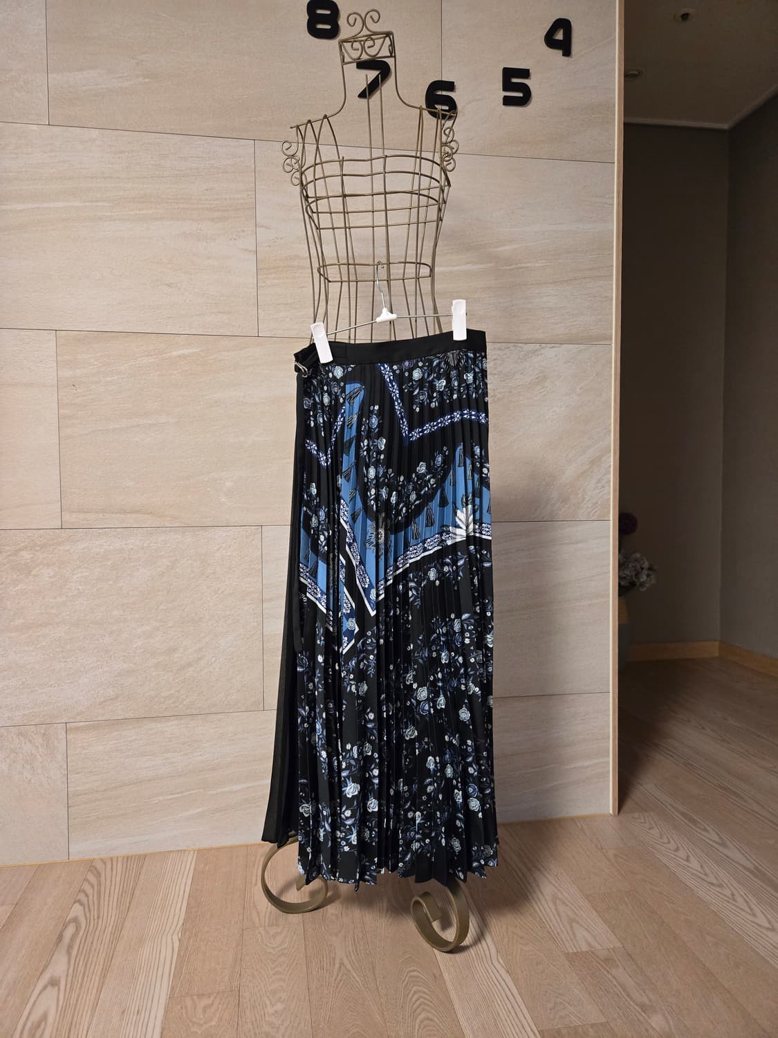 [1] sandro 산드로 플리츠 랩 롱스커트 상품이미지3