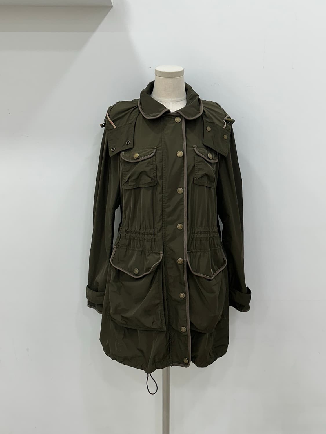 버버리 후드 야상 상품이미지1