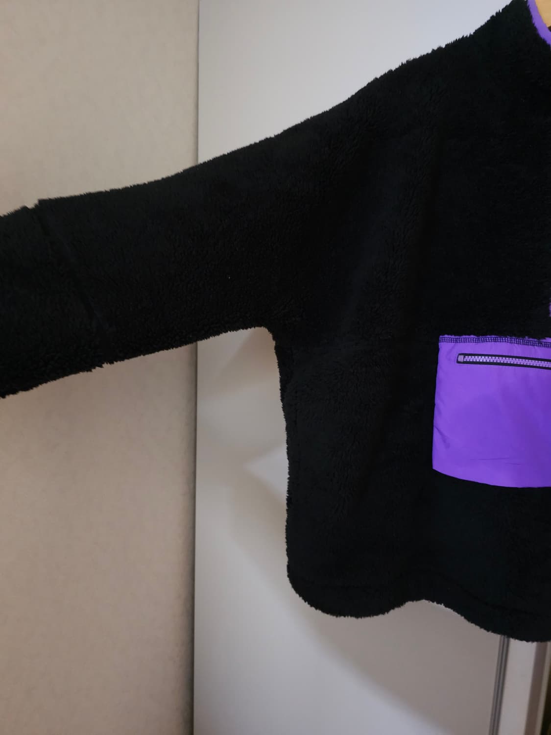 나이키 블랙 퍼 플리스 아노락 상품이미지4