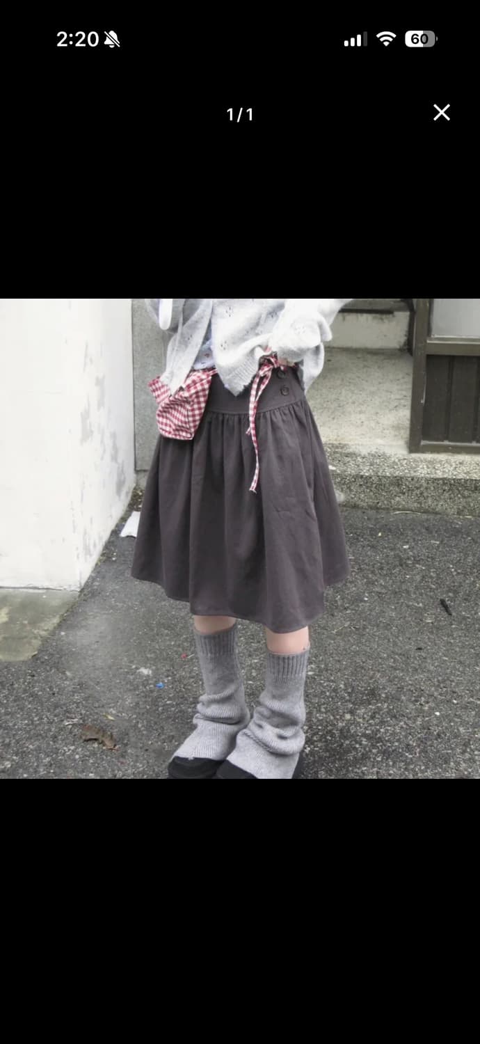 버튼 미디 스커트/차콜 상품이미지1
