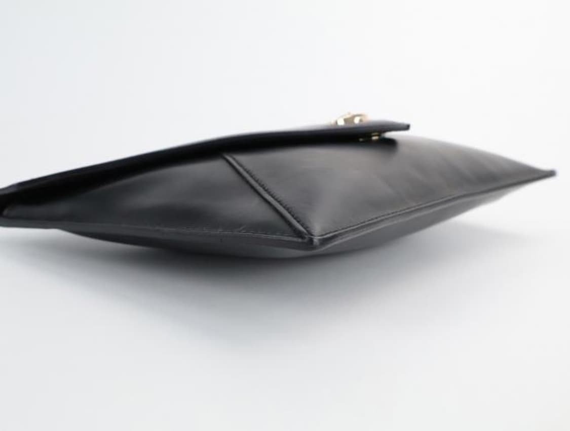 Vivienne westwood블랙 레더 폴드 백 상품이미지5