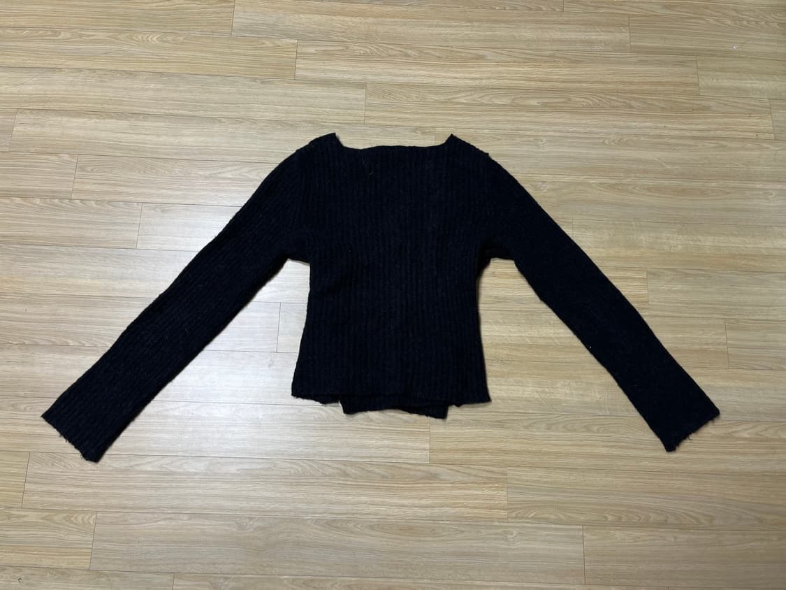 UNDERSTANDING 언더스탠딩 베이비알파카 브이넥 랩 니트 상품이미지3