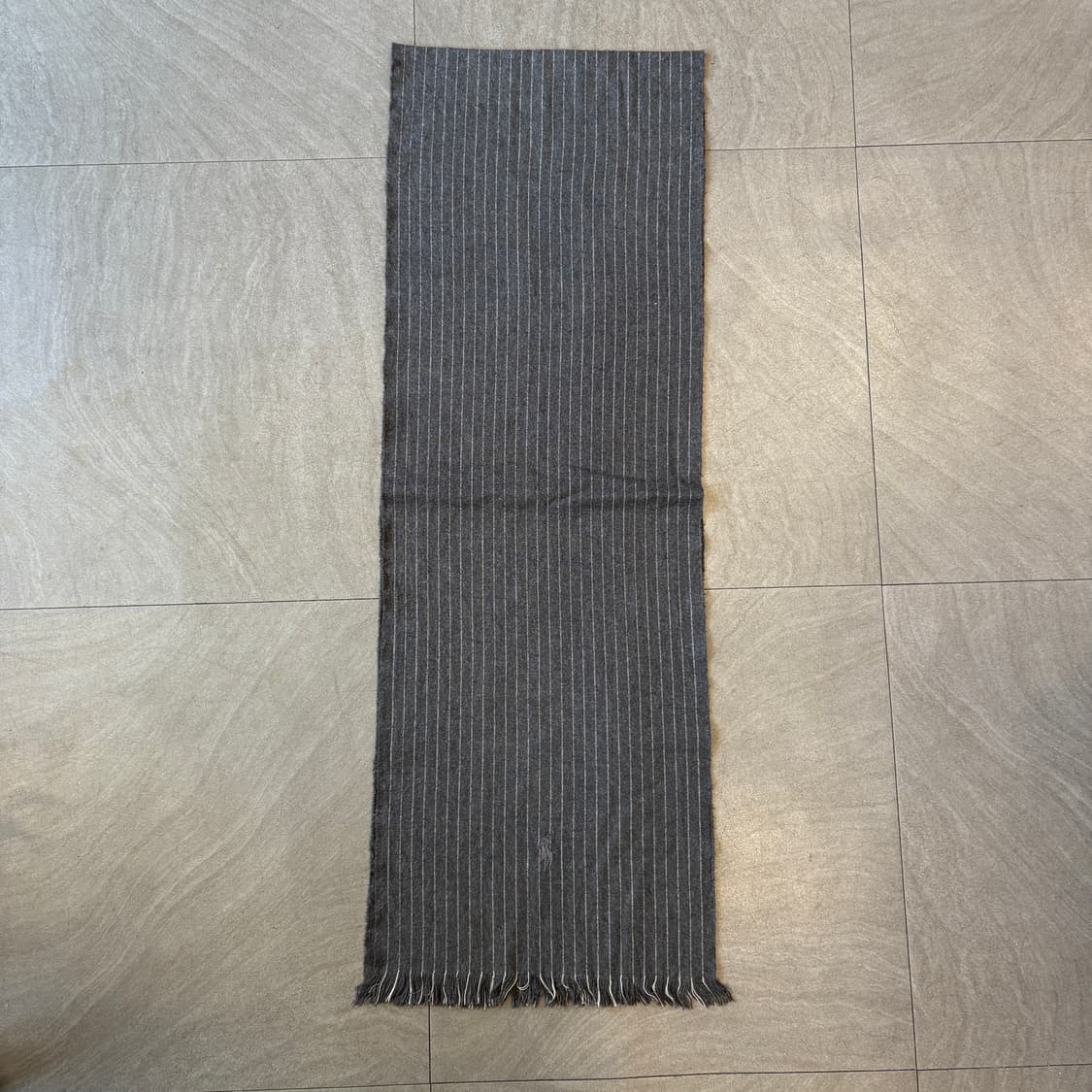 폴로 정품 그레이 스트라이프 머플러 상품이미지2