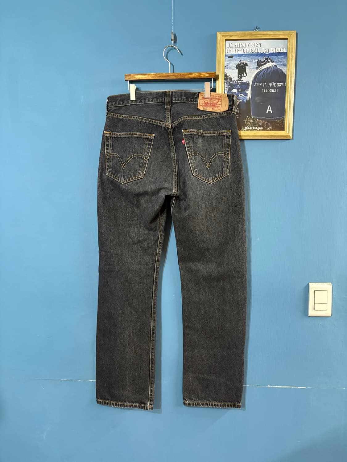 00’s Levis black 501 denim pant. 상품이미지10