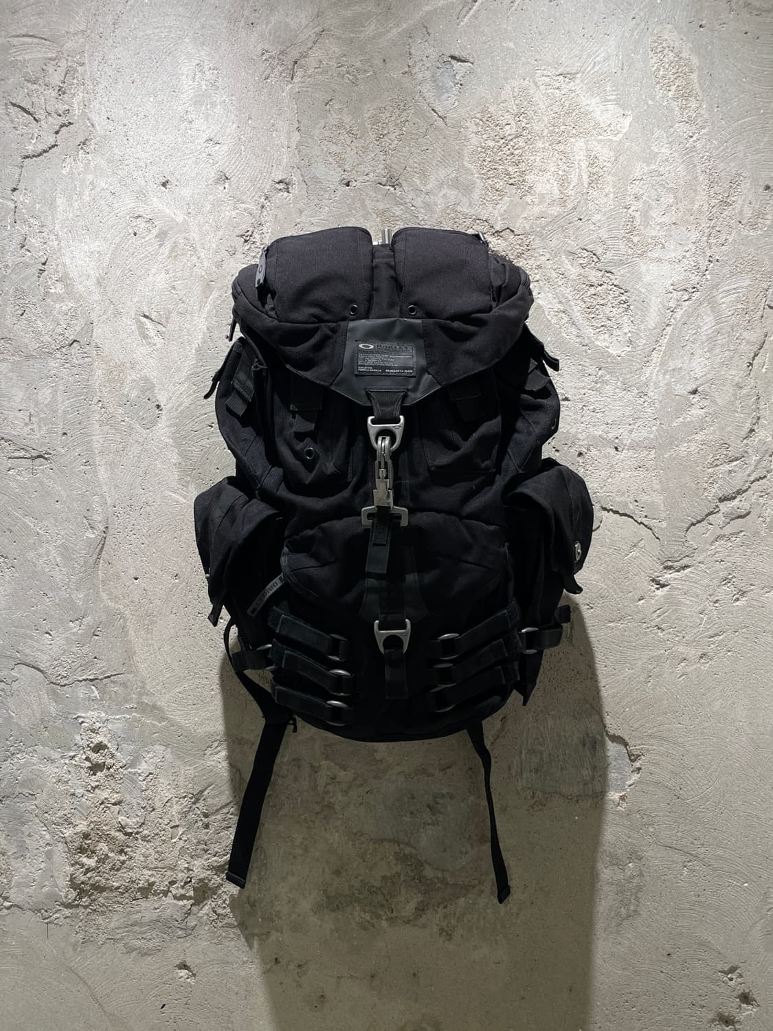 오클리 블랙 테크니컬 필드 기어 백팩 상품이미지2