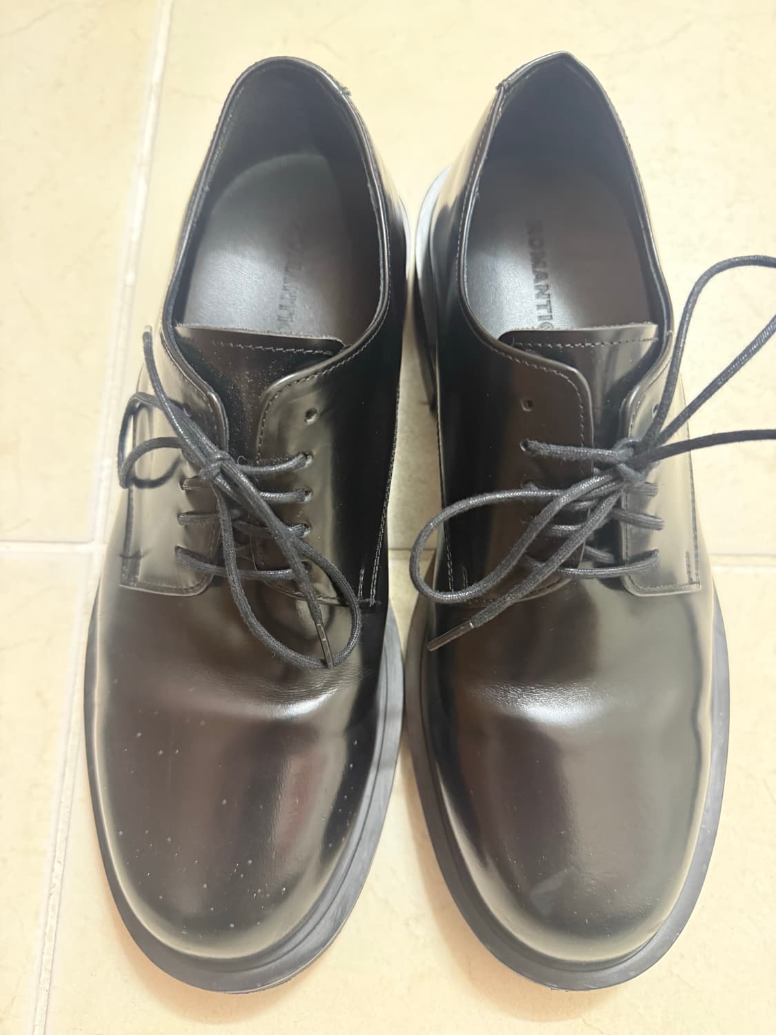 로맨틱무브 베이스먼트 255 블랙 상품이미지2