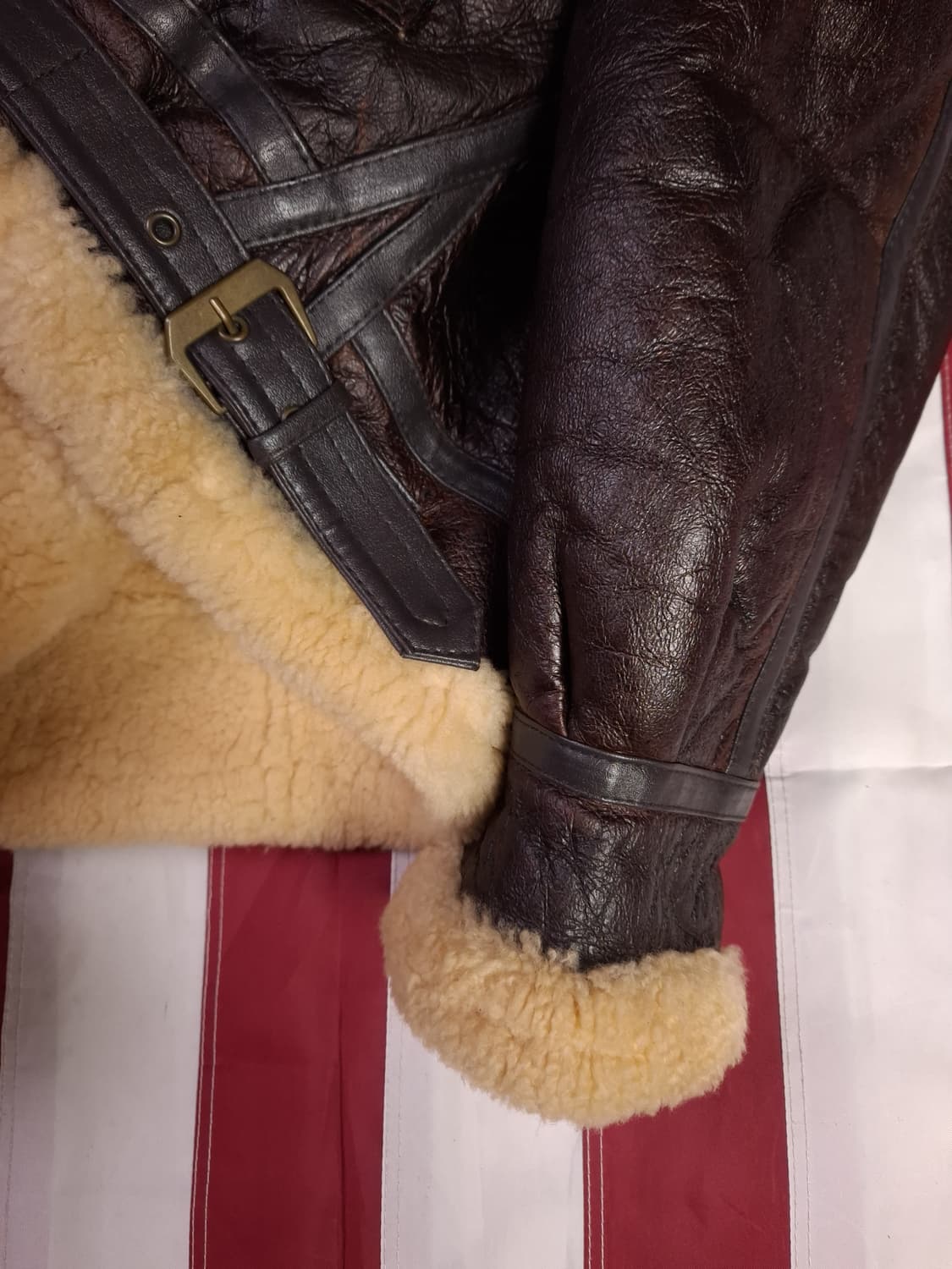 새제품 미공군 B-3 TYPE 리얼레더 항공 폭격기 무스탕 상품이미지5