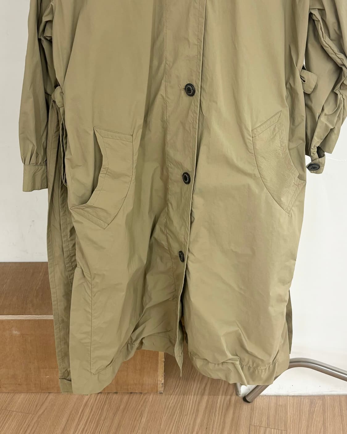 비비안 웨스트우드 카키 베이지 트렌치코트 상품이미지5