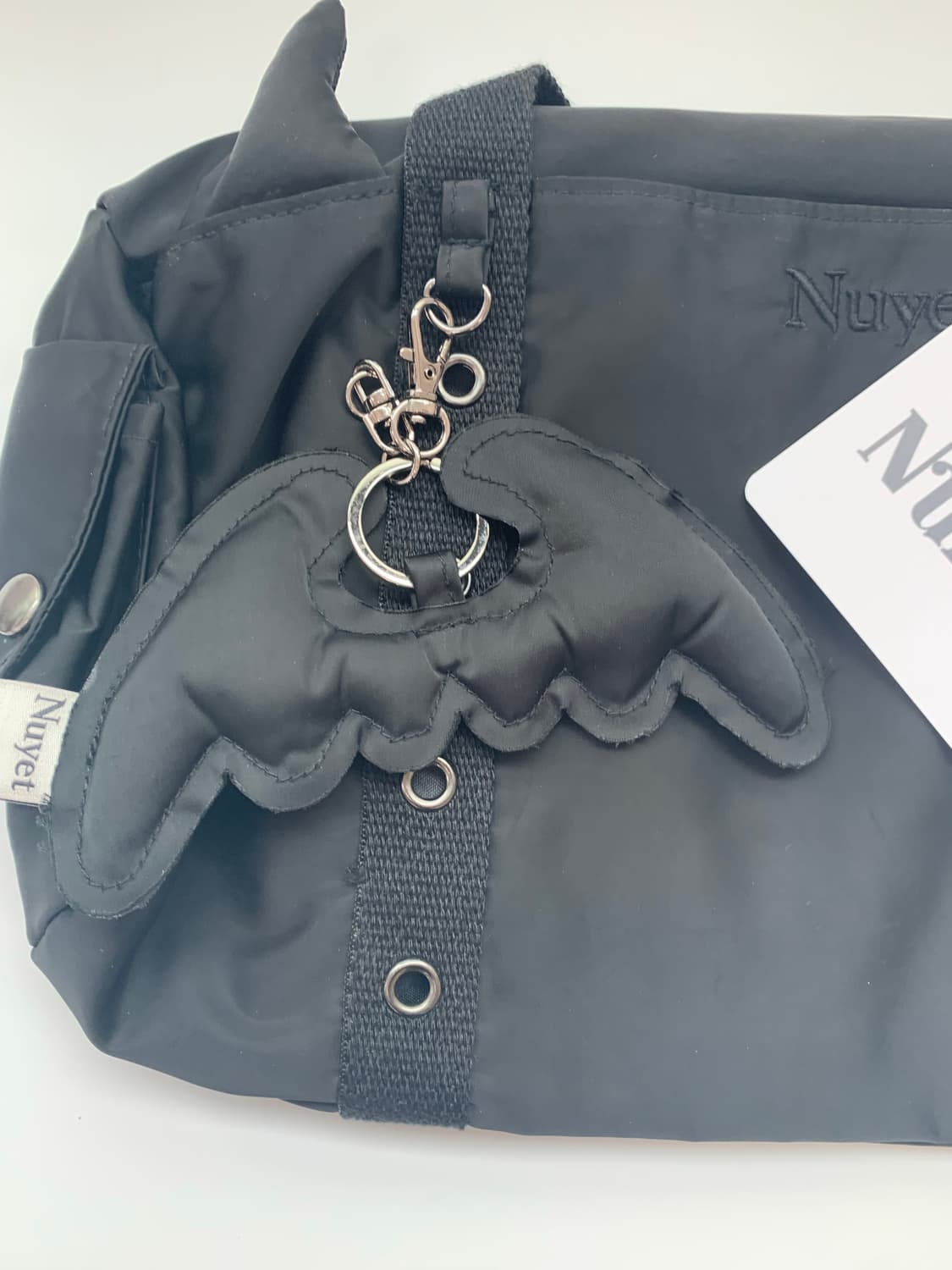NUYET Devil round boston bag _ Black 상품이미지7