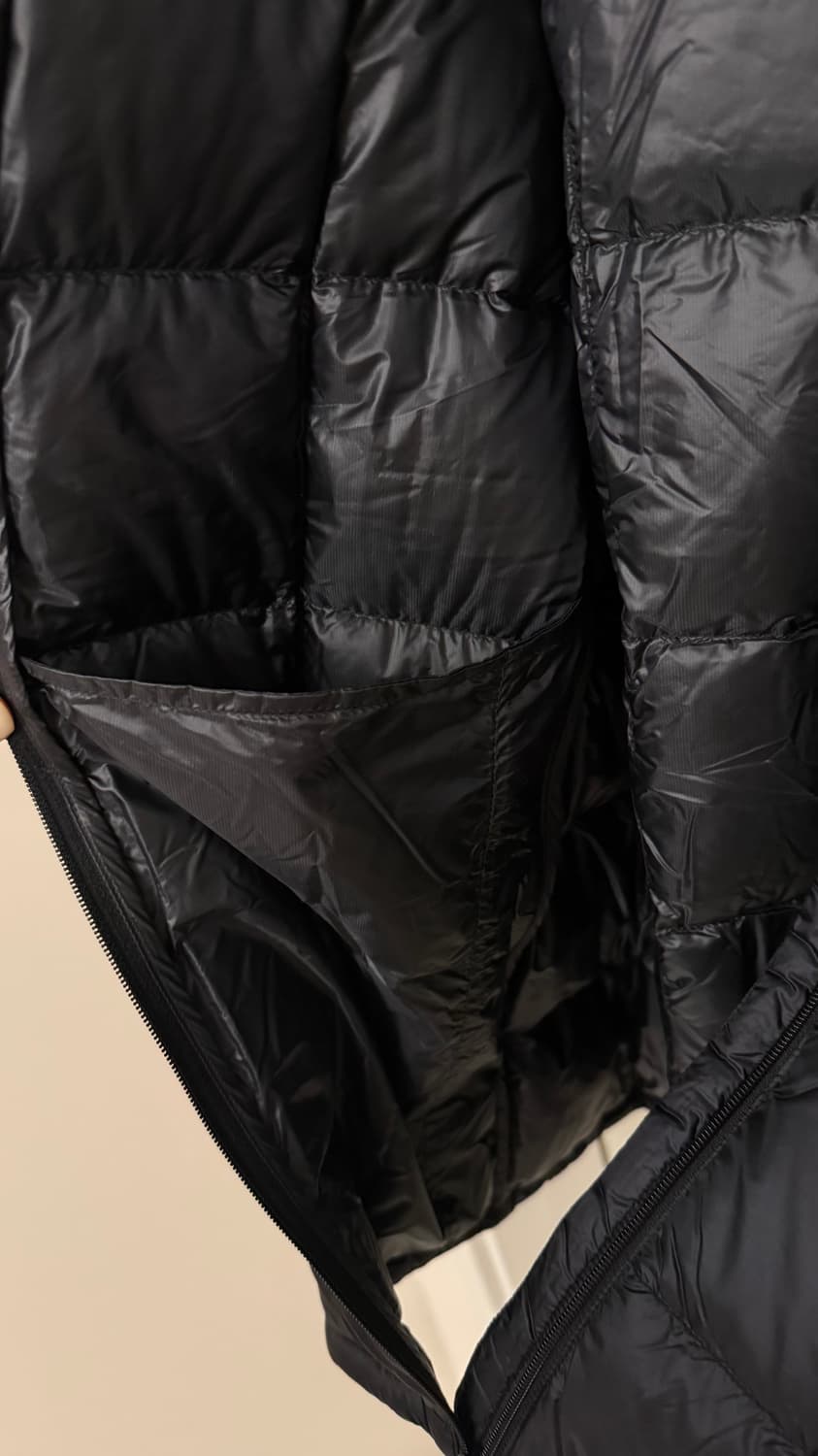 몽벨 반팔 패딩 / 블랙/ M 상품이미지6