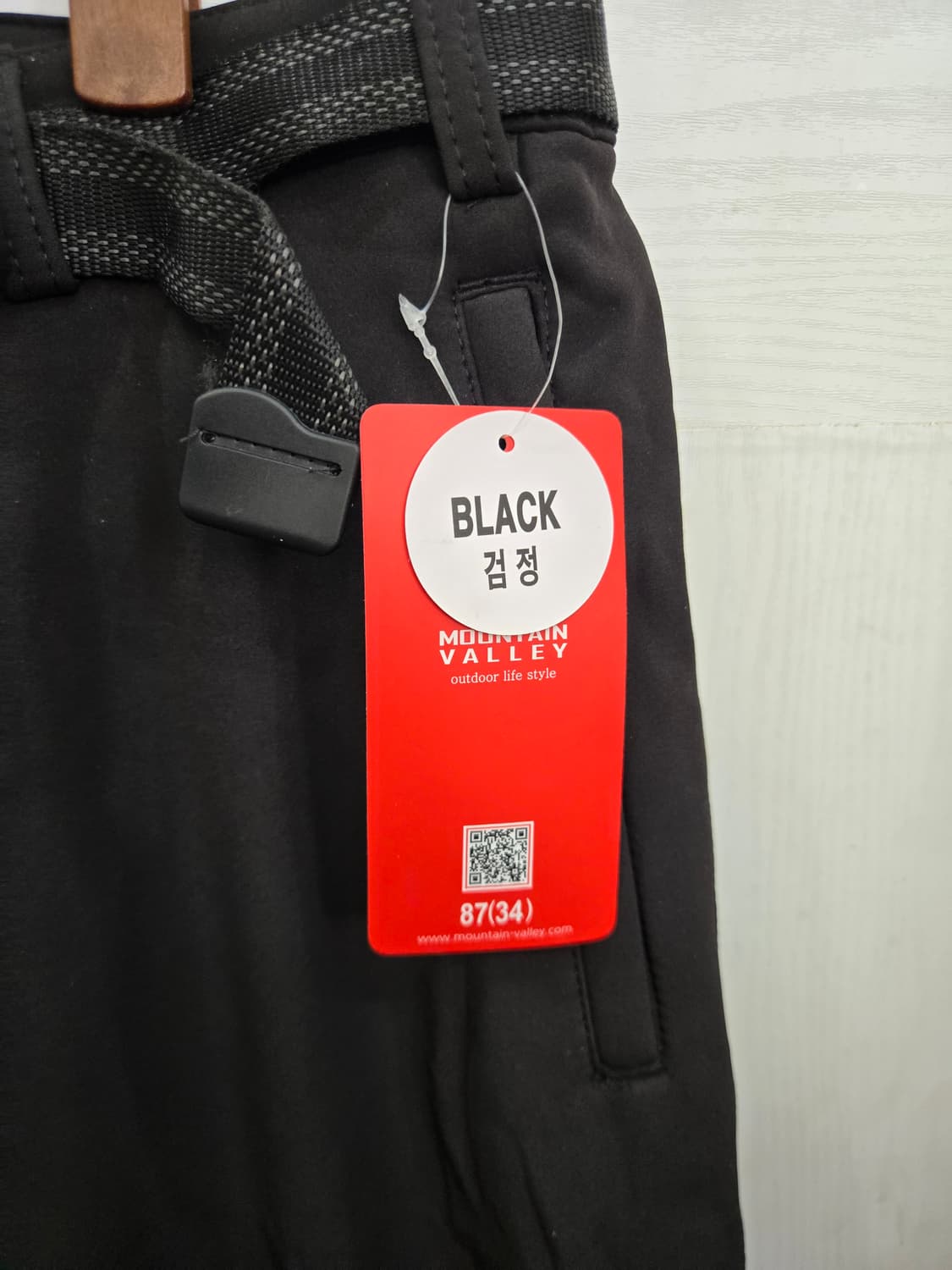 34사이즈,택있는새상품)) Mountain 남성 기모 바지! 블랙 색상! 상품이미지2