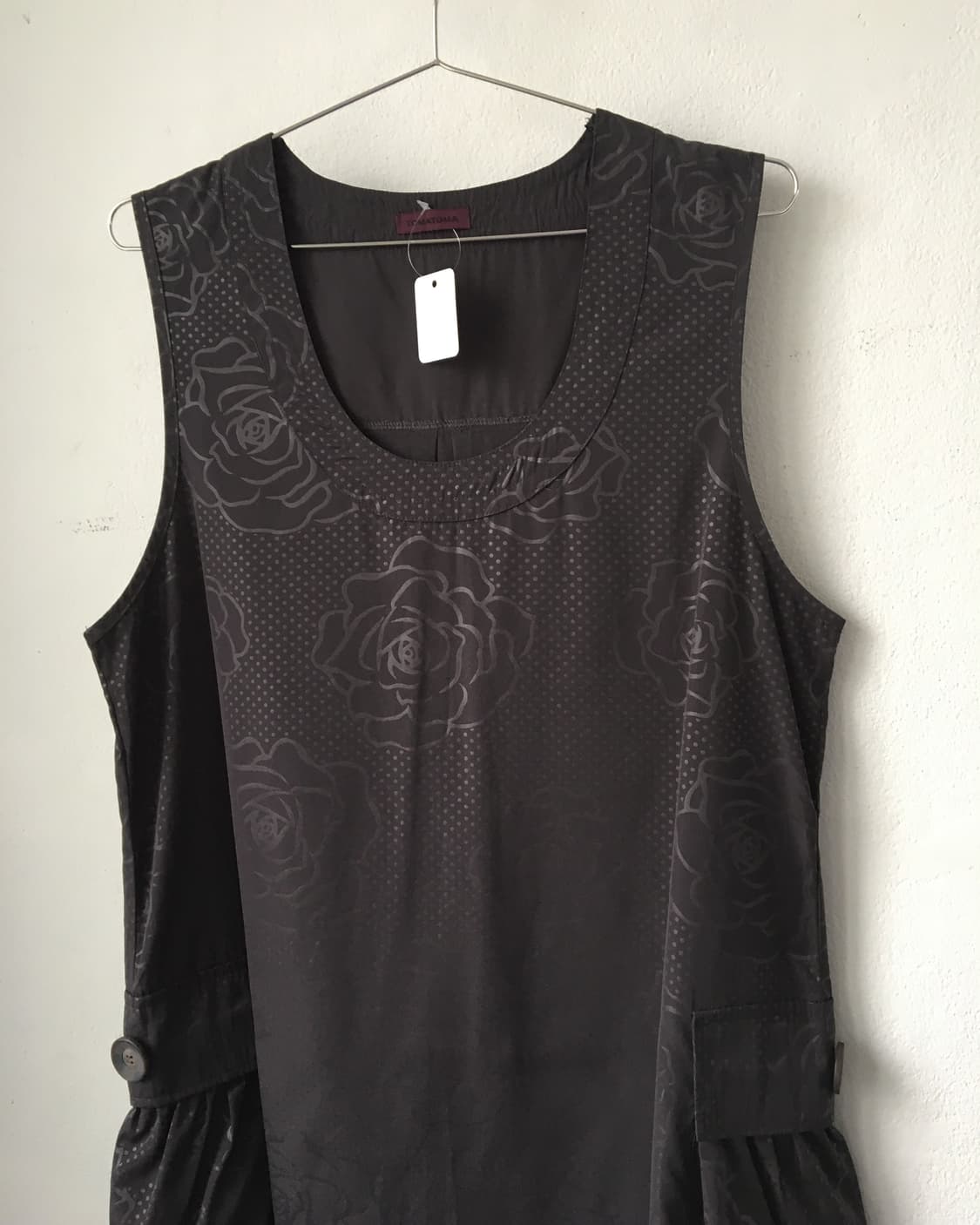 Flower pattern glossy sleeveless onepeic 상품이미지3