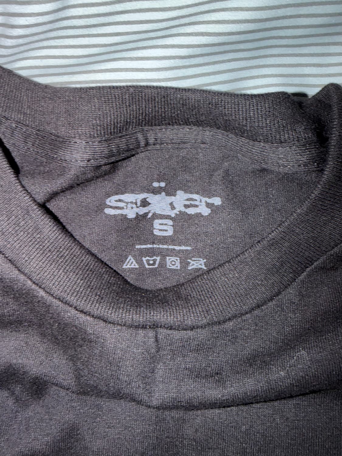 영떡 sp5der uy scuti 티셔츠 + cd 상품이미지4