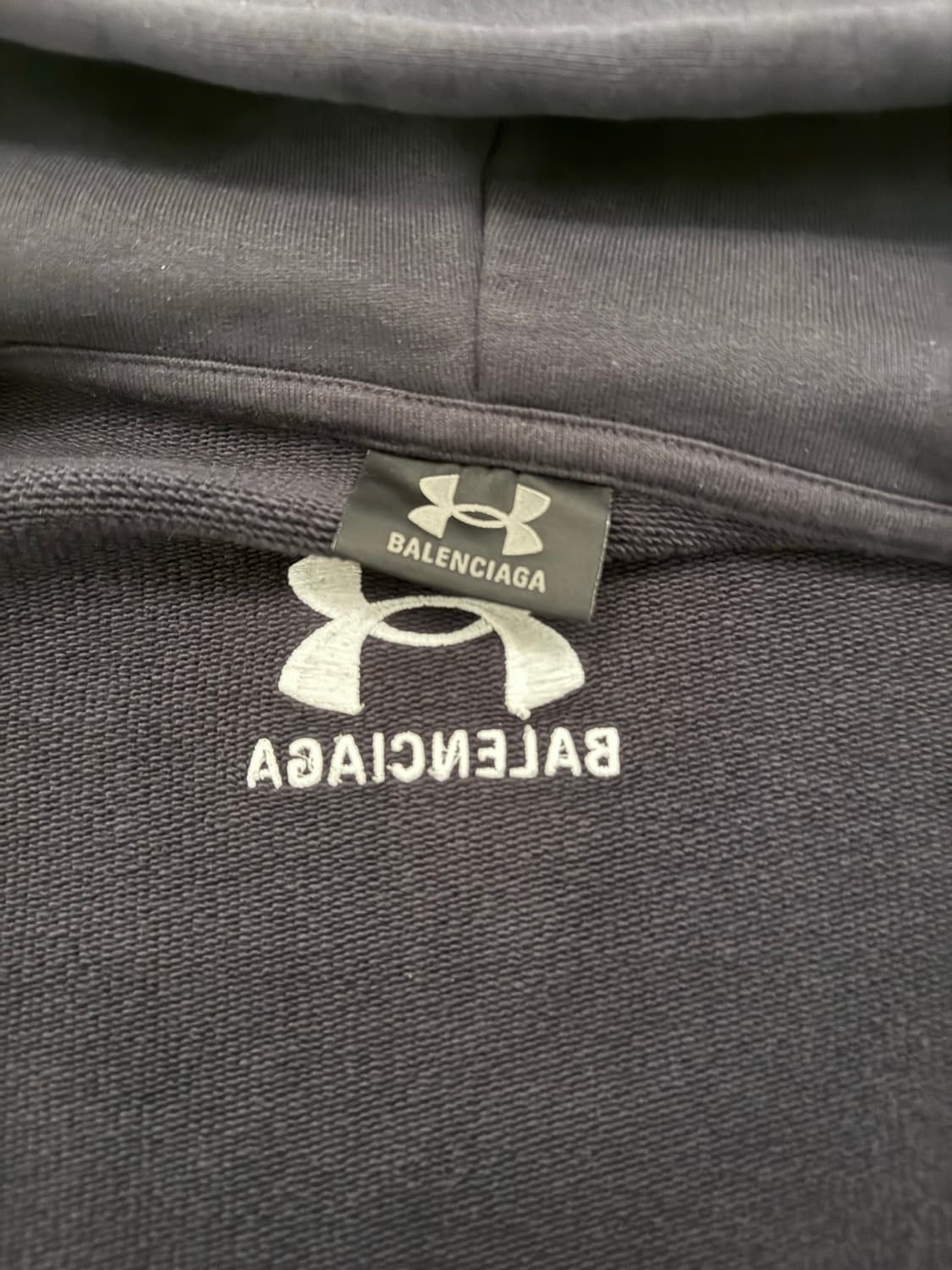 발렌시아가 언더아머 후드집업 상품이미지3