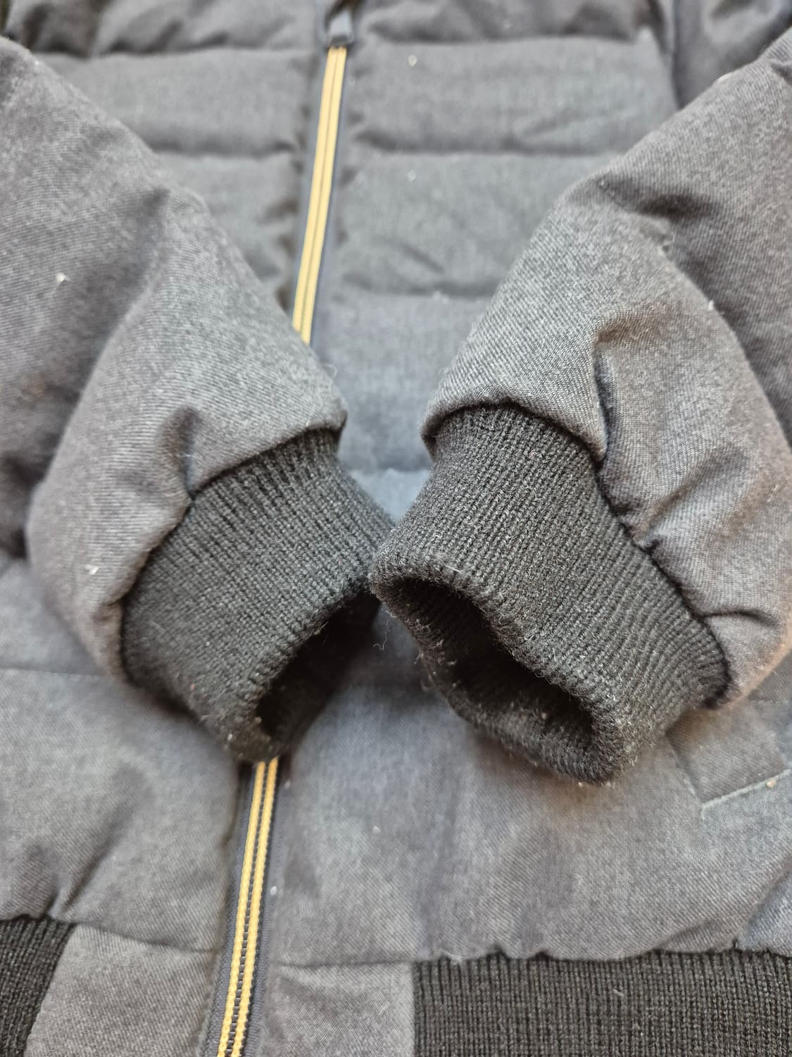 Bonpoint 아동 패딩 점퍼입니다. 겉감은 폴리에스터 100%로 제작 상품이미지2