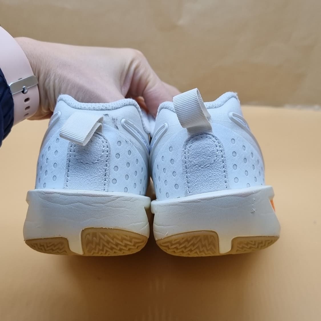 나이키 에어줌 gt컷 여성농구화235. 상품이미지4