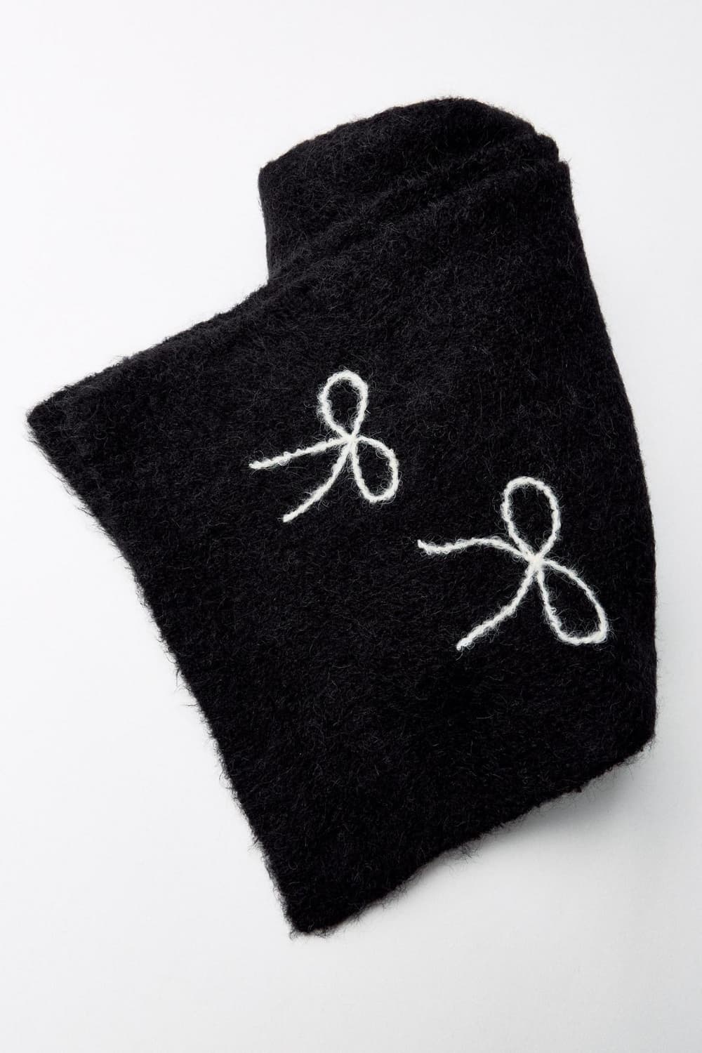 자라 청키 니트 리본 스카프 블랙 색상 / 목도리 상품이미지2