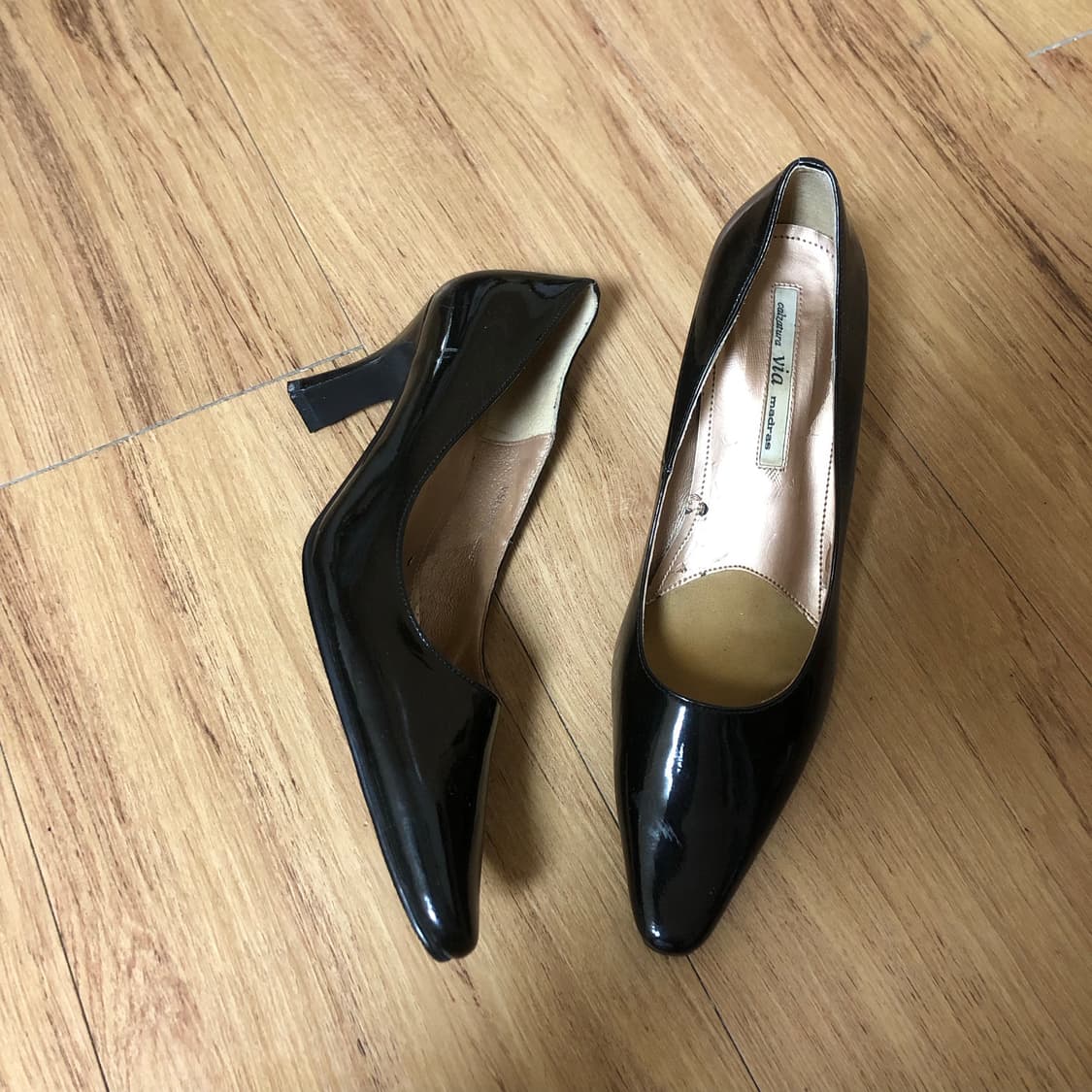 에나멜 블랙 구두 👩🏻‍🦱  상품이미지3
