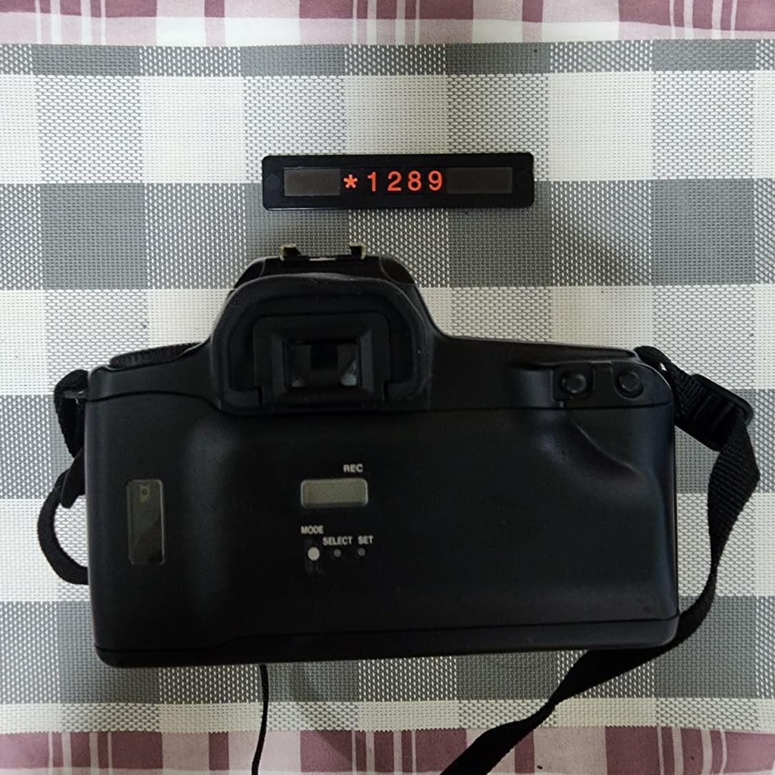 캐논 EOS 1000 S 필름카메라 35-135mm 줌렌즈 상품이미지3