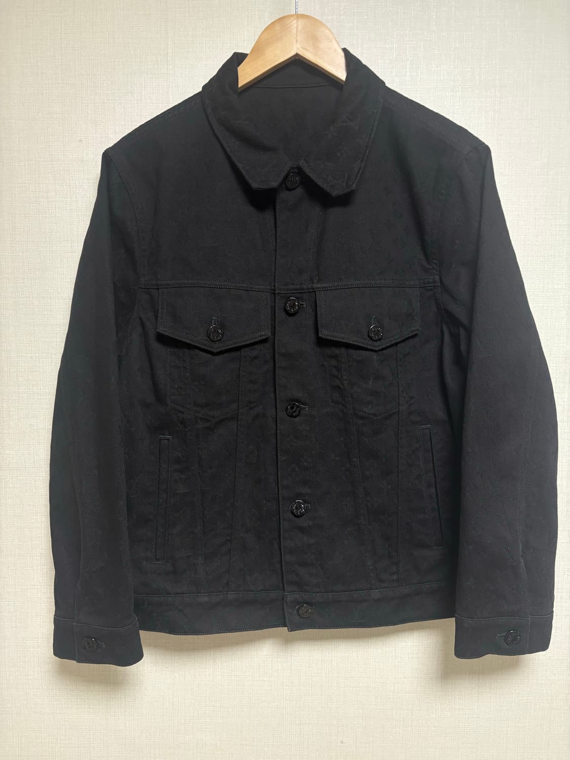 [50/백화점판/새상품급] 루이비통 모노그램 트러커 데님 자켓 상품이미지1