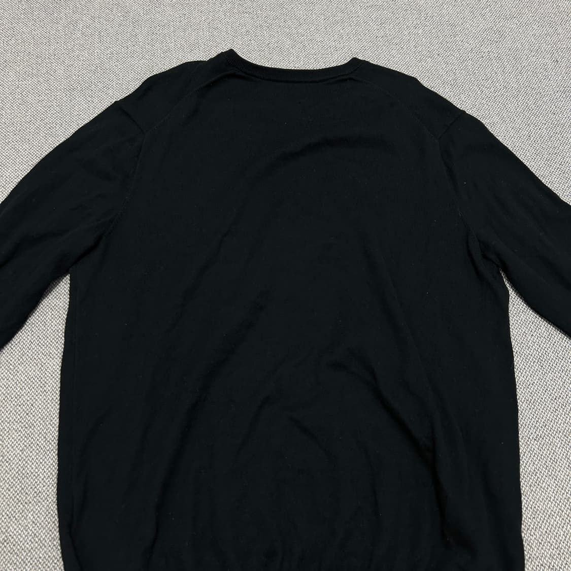 폴로 피마코튼 블랙 브이넥 니트(M) 상품이미지5