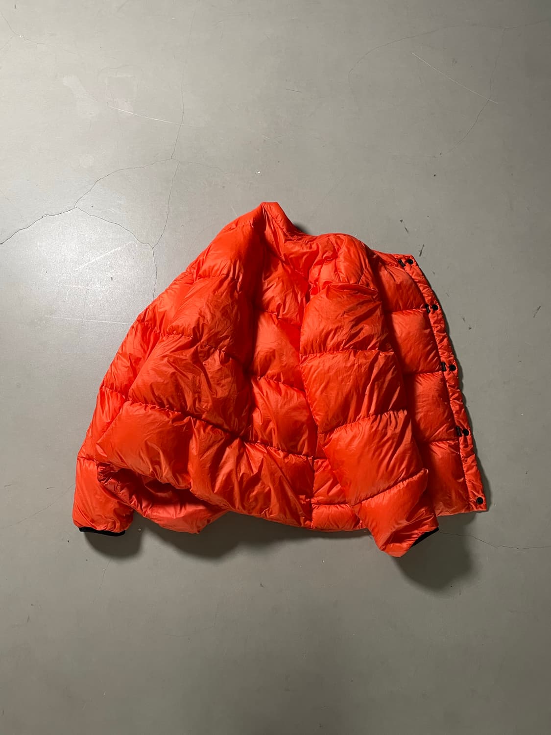 에프씨이 REVERSIBLE DOWN CARDIGAN 상품이미지7