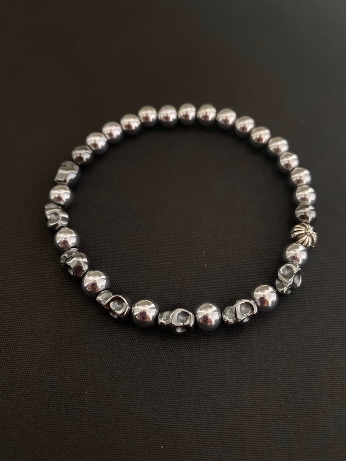 스컬 헤마타이트 팔찌 6mm 상품이미지1