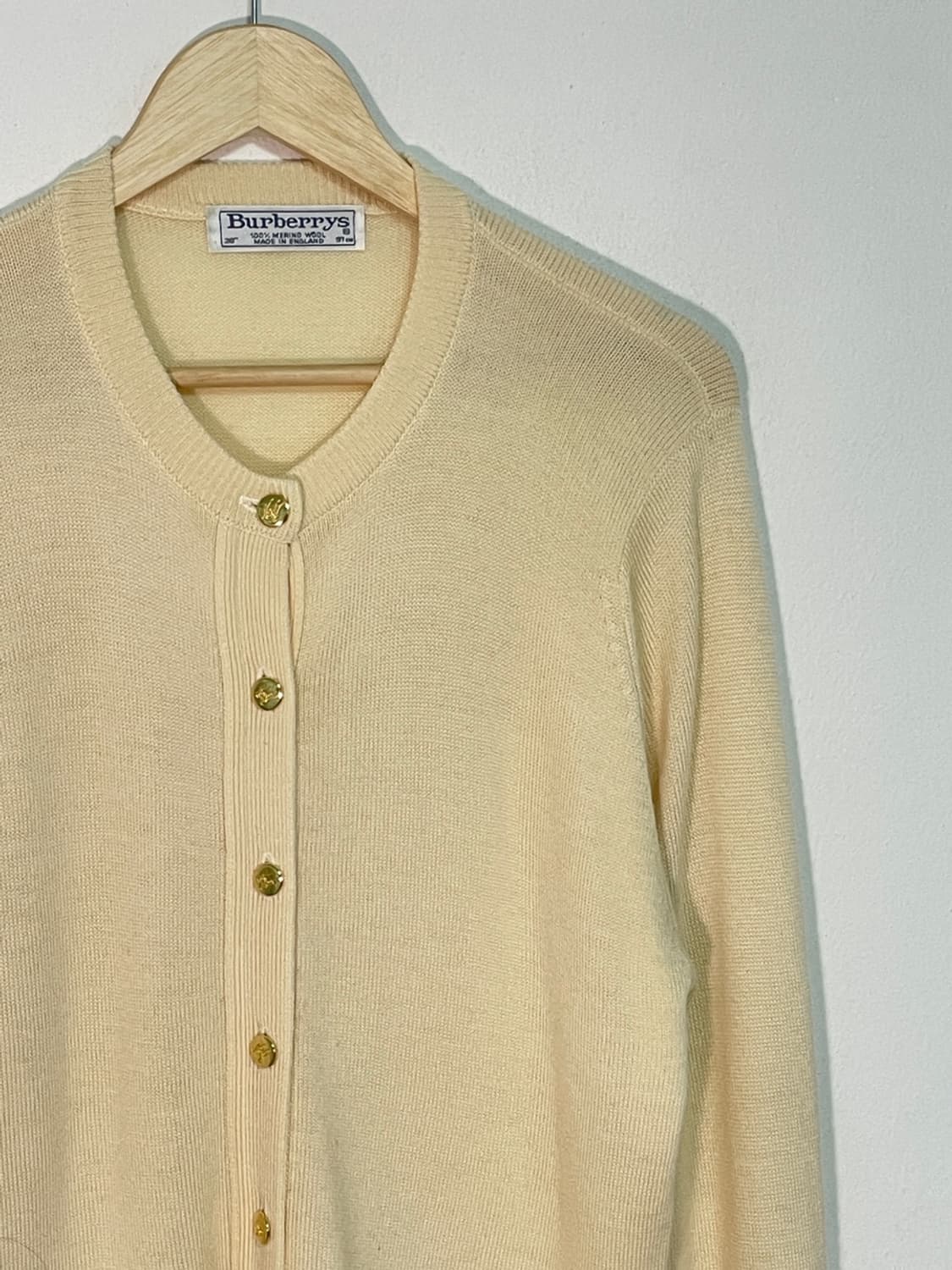 버버리 금장 기마로고 가디건 상품이미지4