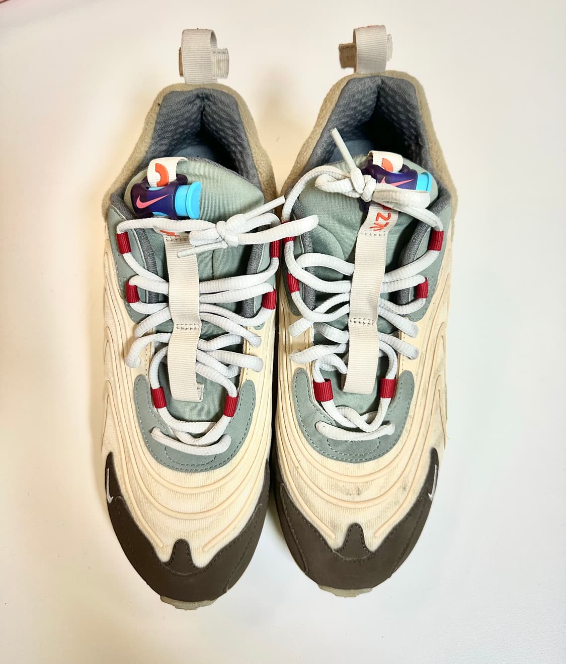 나이키 트래비스 스캇 에어맥스 270 260mm 상품이미지4