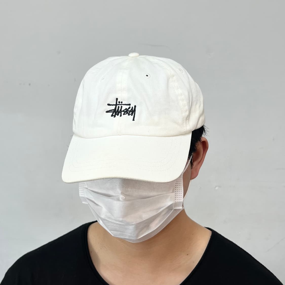 스투시 로고 볼캡 화이트 상품이미지2