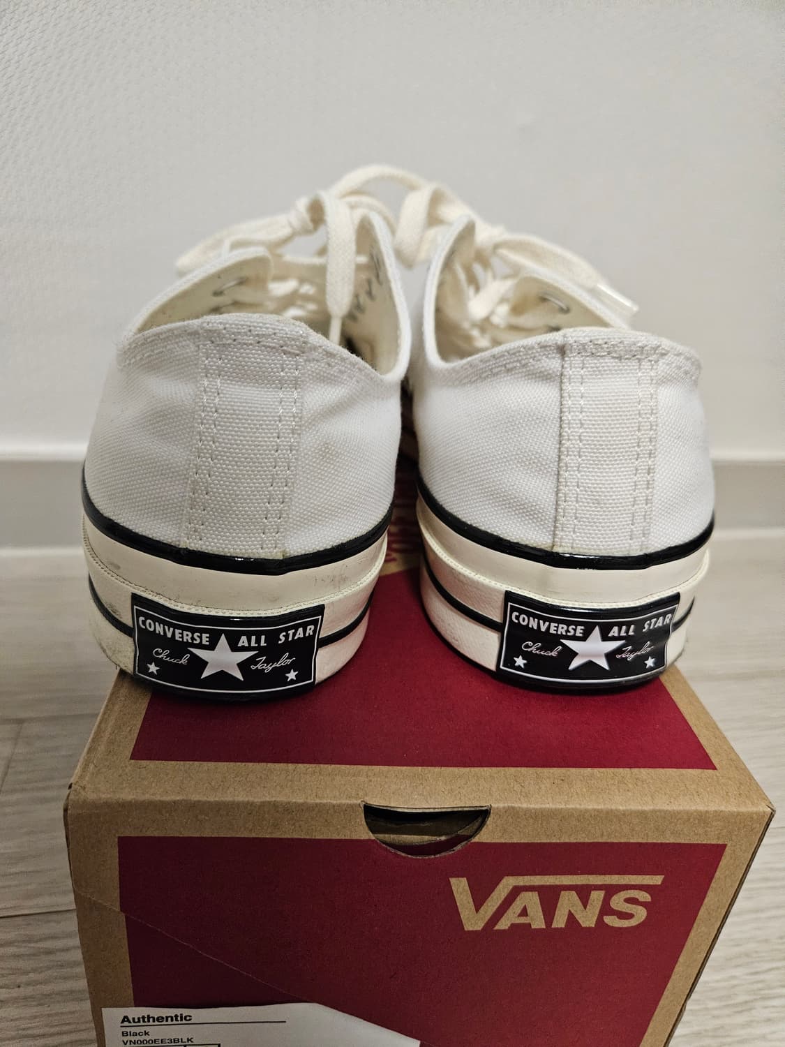 (255) 컨버스 척70 블랙 핀스트라이프 화이트 (A02306C) 상품이미지2