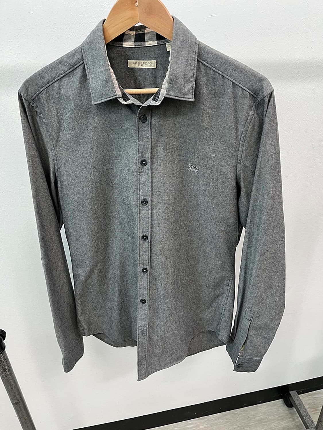 95-100) 버버리 브릿 그레이 셔츠 상품이미지3