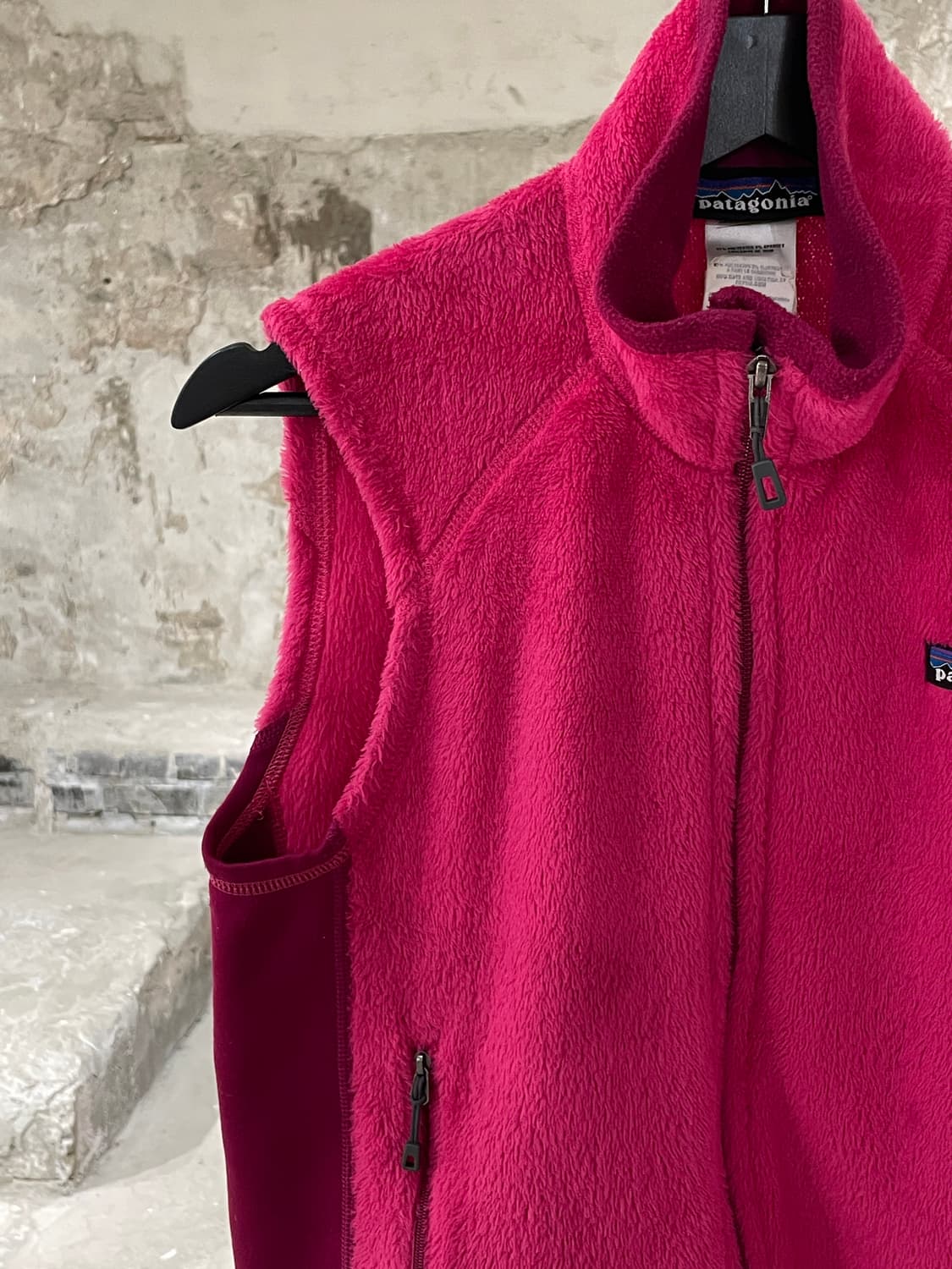 파타고니아 우먼 라즈베리 r2 플리스 베스트 상품이미지2