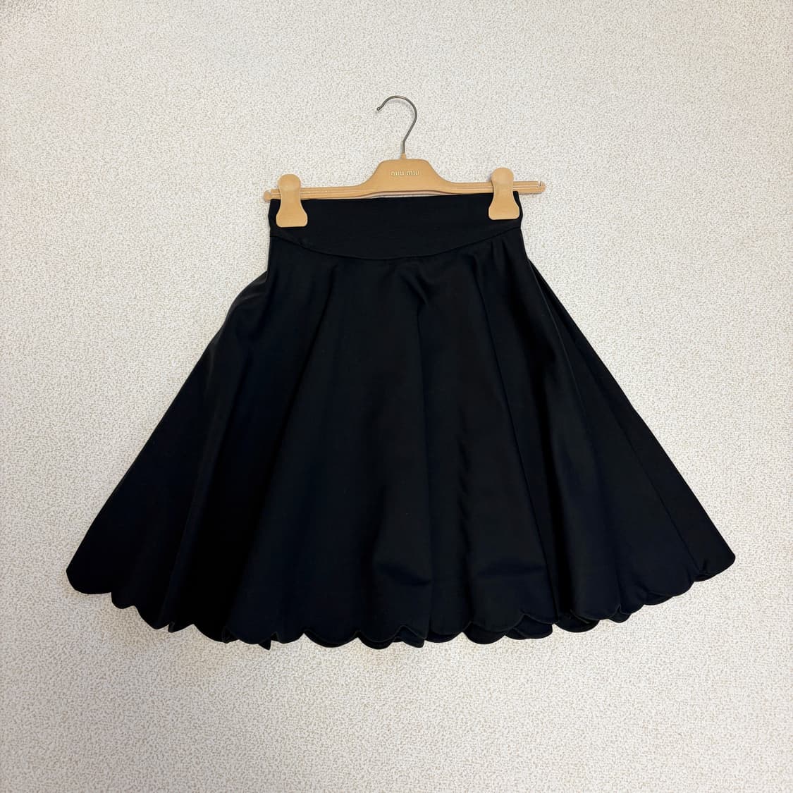미우미우 미디 스커트 상품이미지1