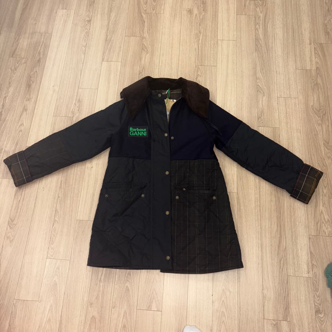 바버x가니 숏 헝글리 퀼트 자켓 상품이미지1